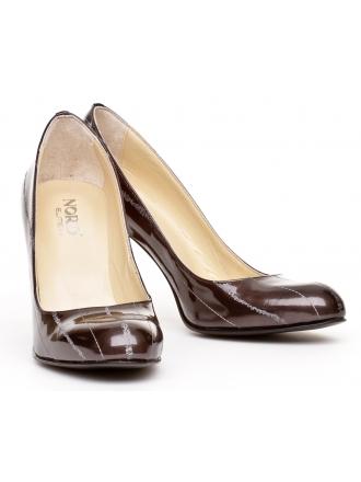 Women's grey patent leather shoes