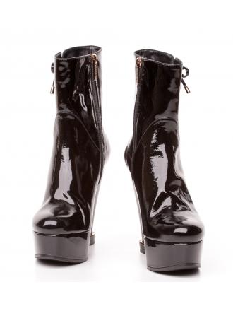 Giorgio Fabiani black patent leather wedged short boots