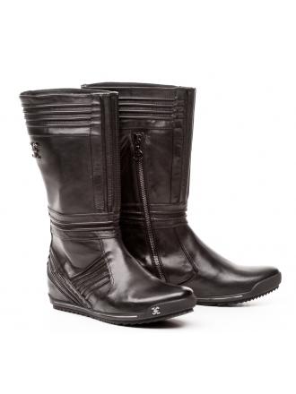 Fabi black flat boots