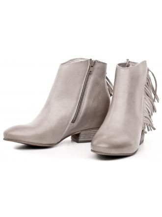 GUESS women's beige leather low boots
