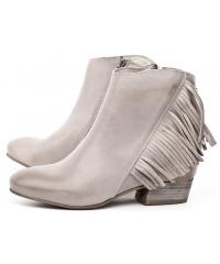 GUESS women&#039;s beige leather low boots